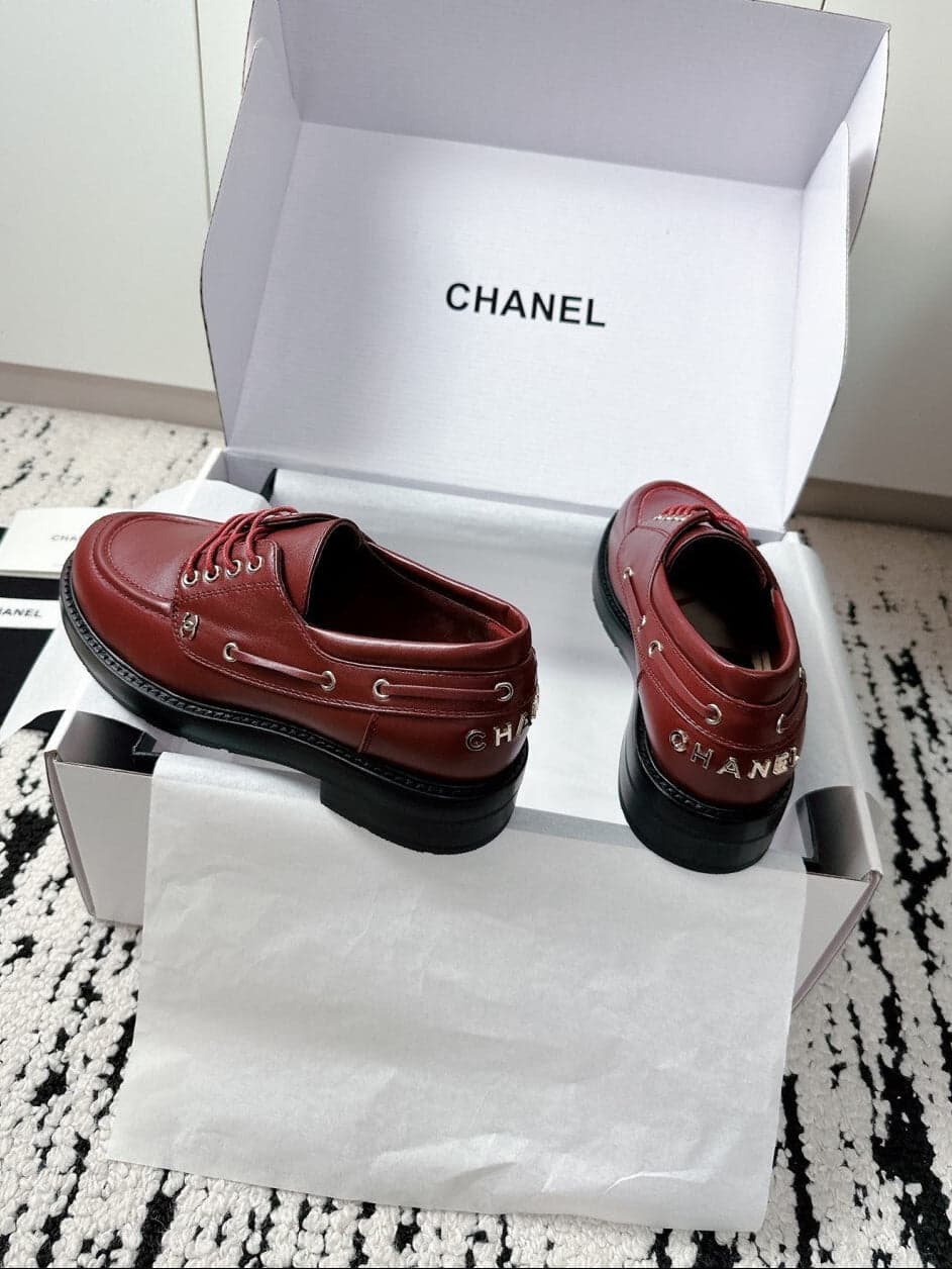 Derby Chanel 25 Edition red