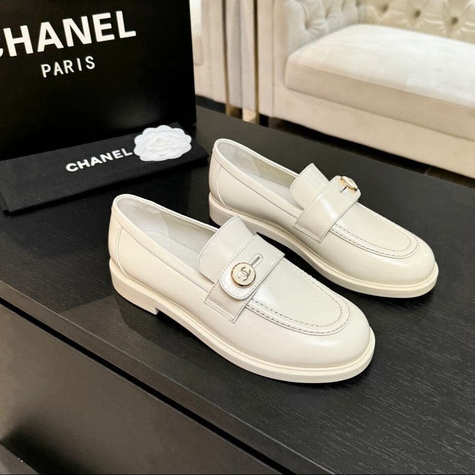 Chanel Timeless Loafer white