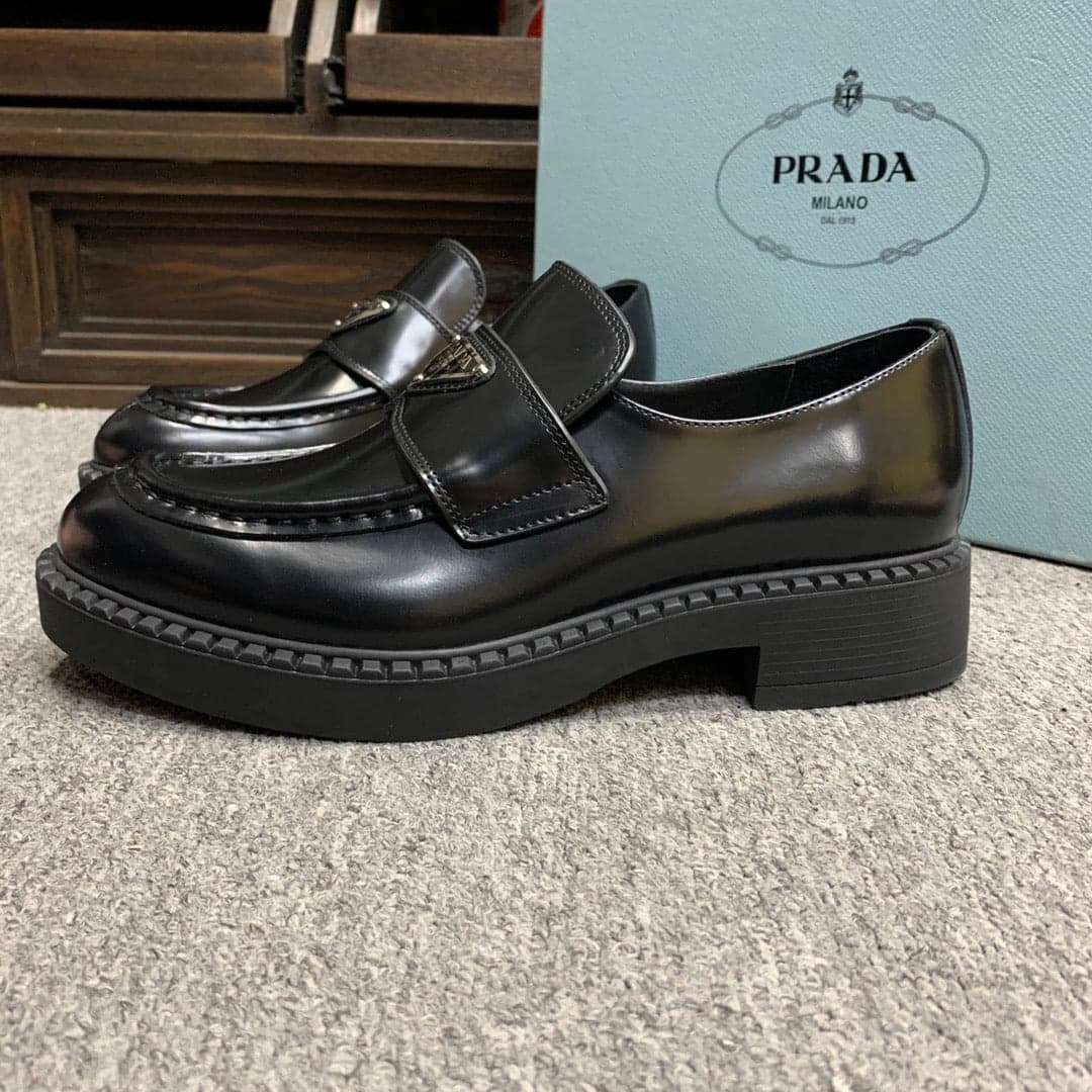 Mocassim Prada Black.