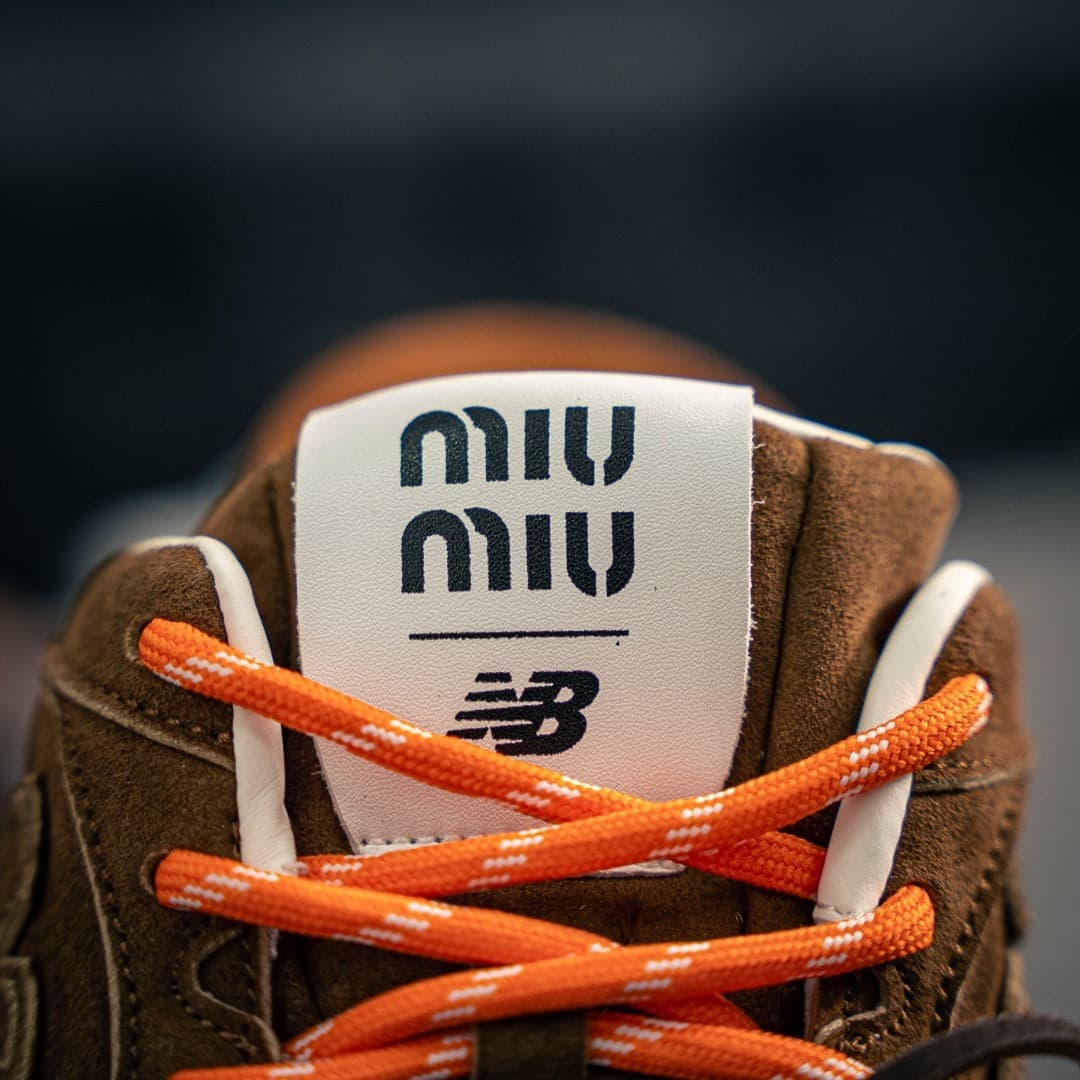 Mule New Balance x Miu Miu 530 SL.