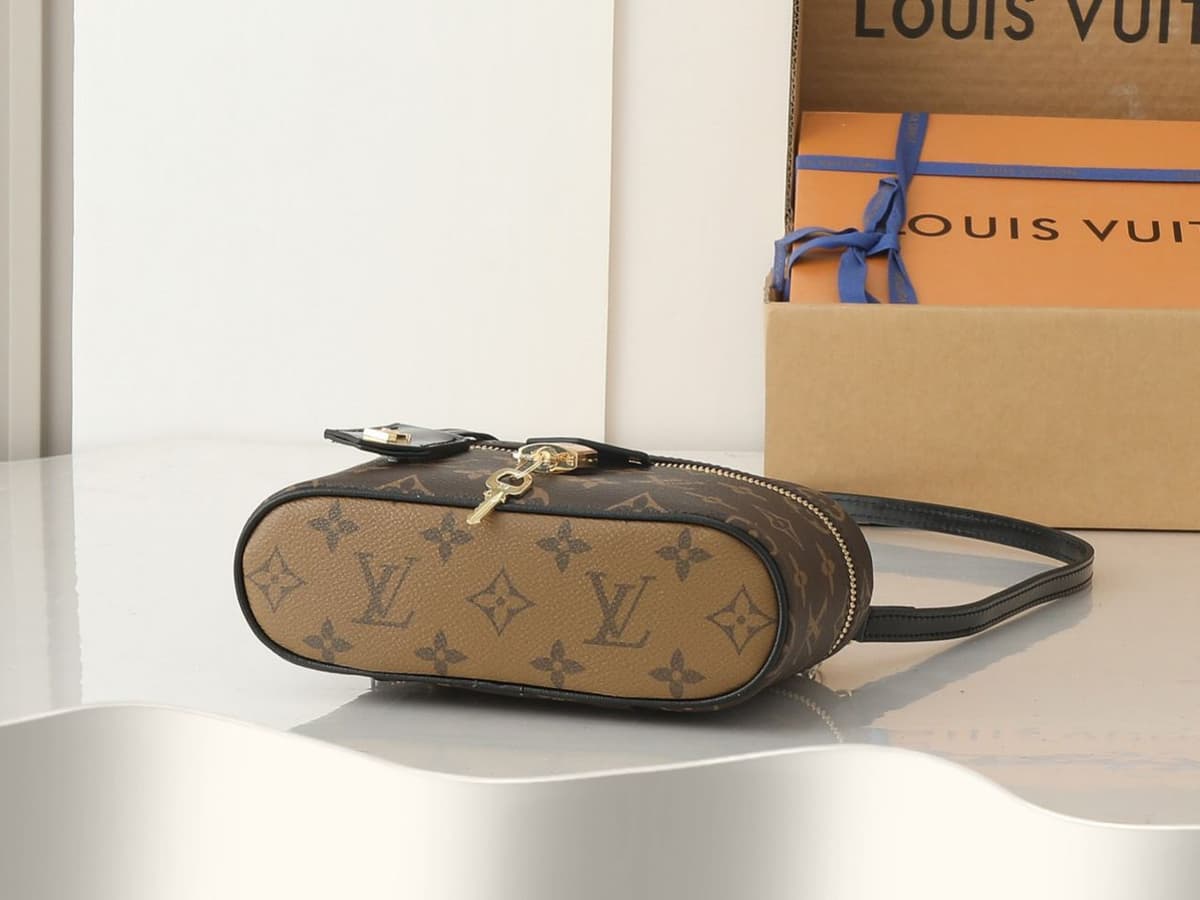 Nécessaire Vanity Chain Pouch