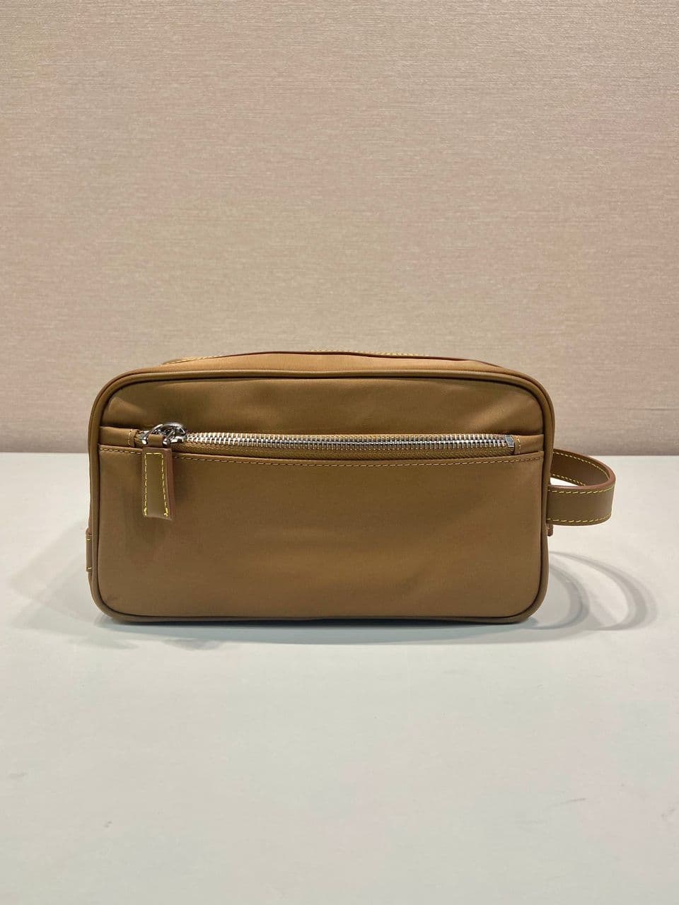 Prada Necessaire de re-nylon.