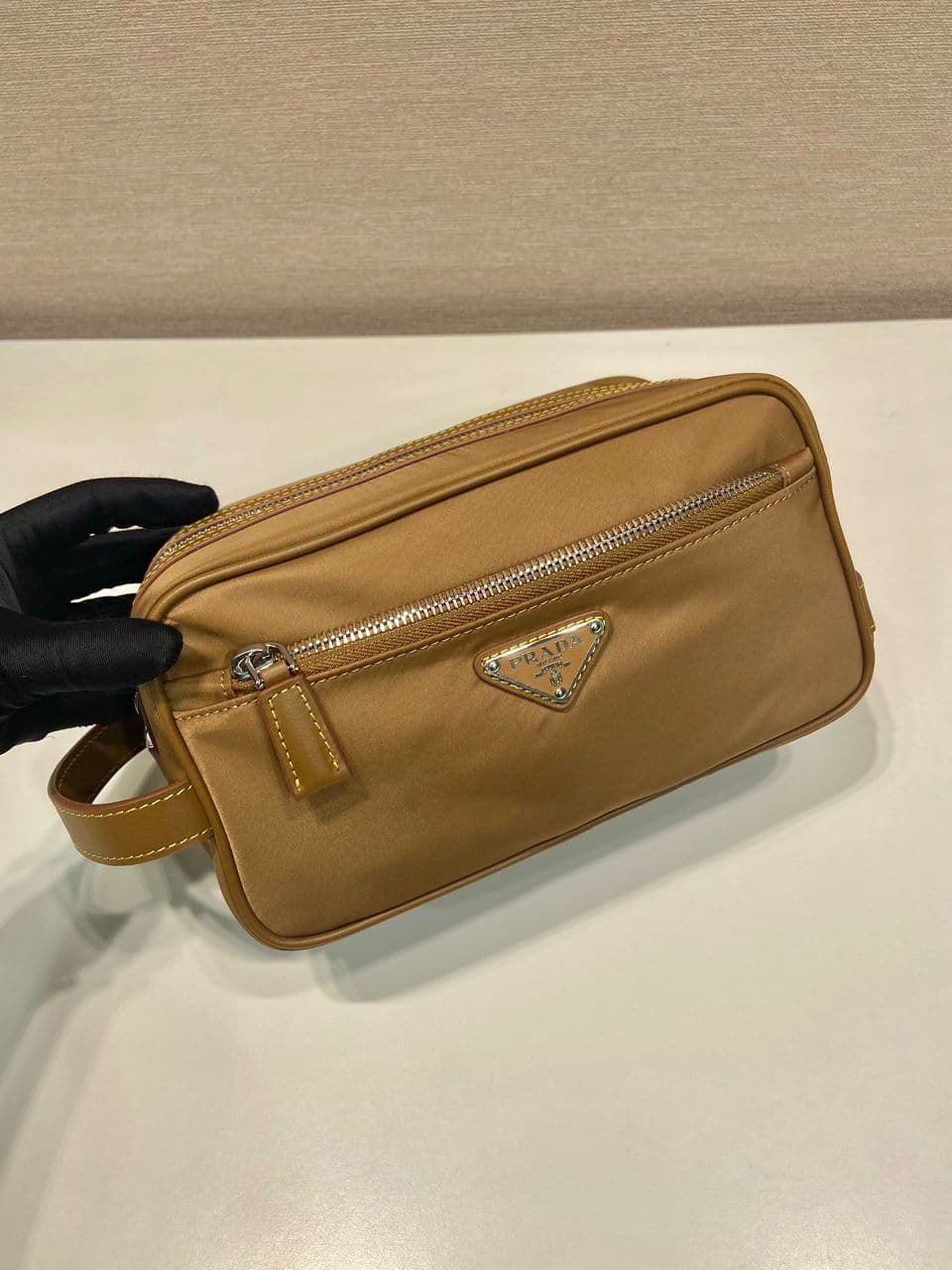 Prada Necessaire de re-nylon.