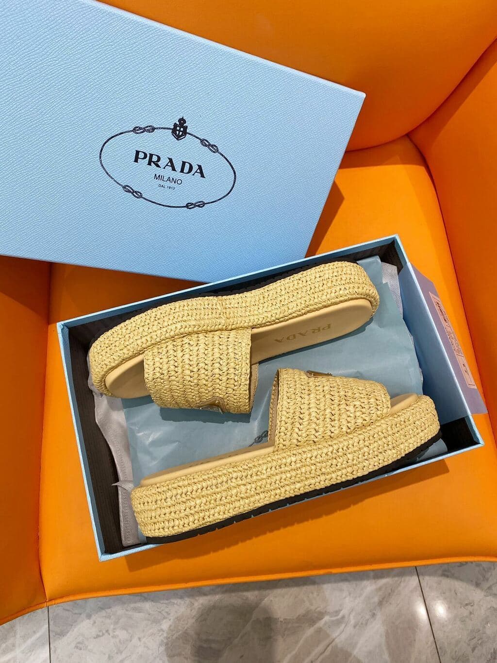 Prada Sandália flatform