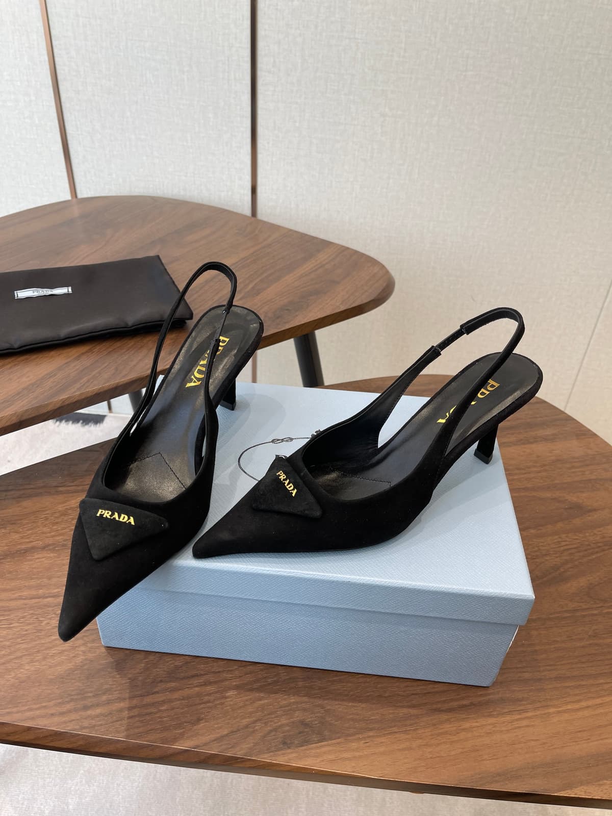 Prada slingback pump suede Black