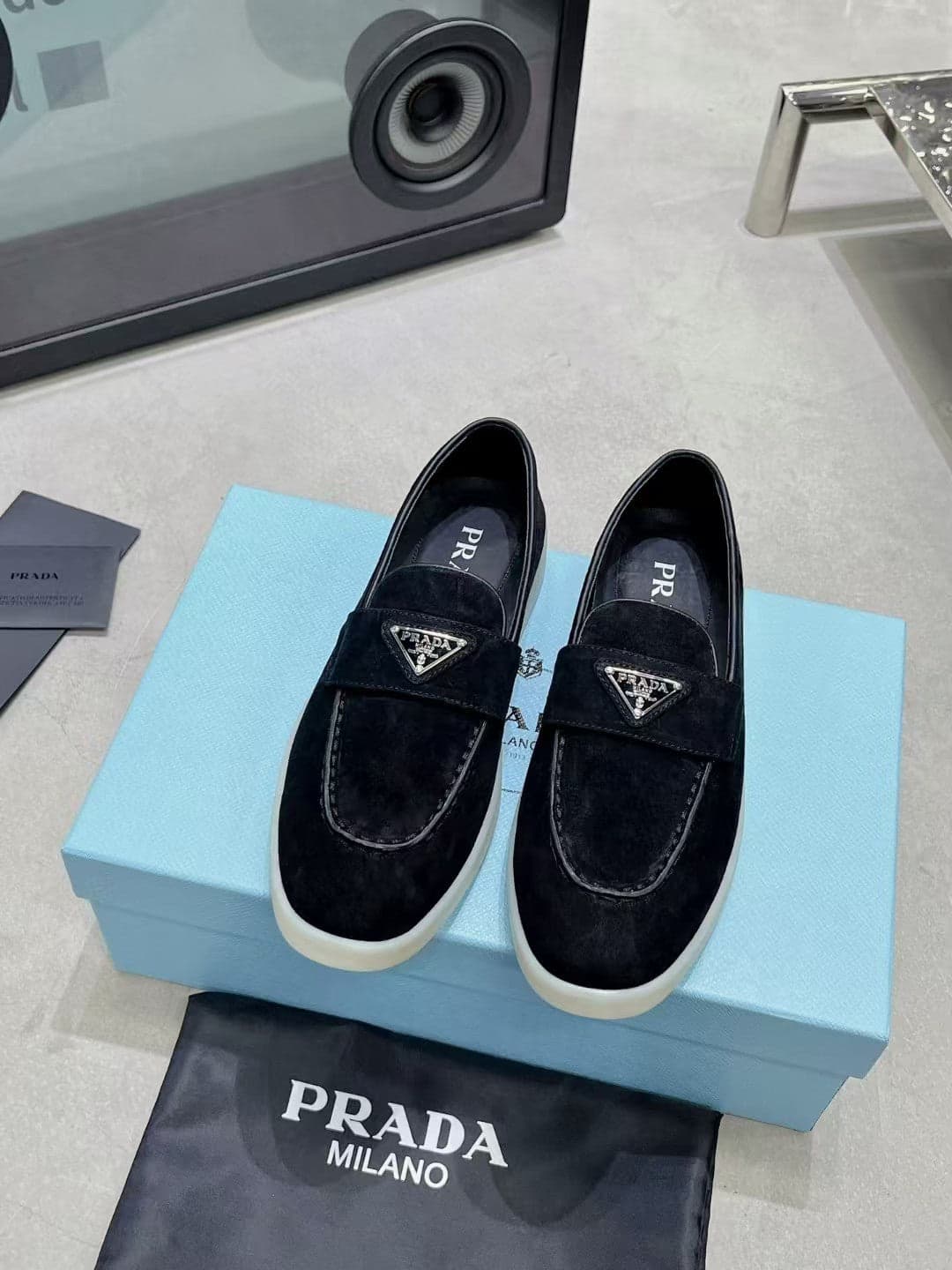 Prada Suede Loafers Black ( Pronta entrega )