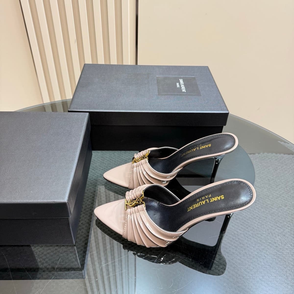 Saint Laurent Babylone Mules Bordeaux gray.