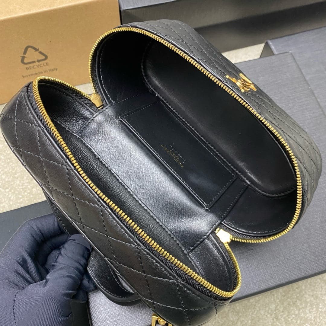 Saint Laurent Gaby Vanity Black Ferragens Douradas