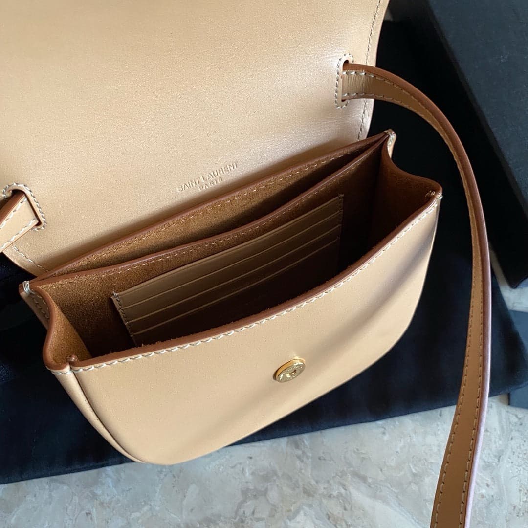 Saint Laurent Kaia small Satchel Bag Bege Ferragens Douradas