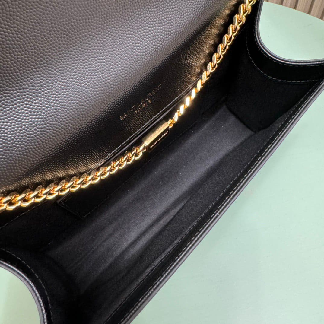 Saint Laurent Kate Chain Bag Black Ferragens Douradas