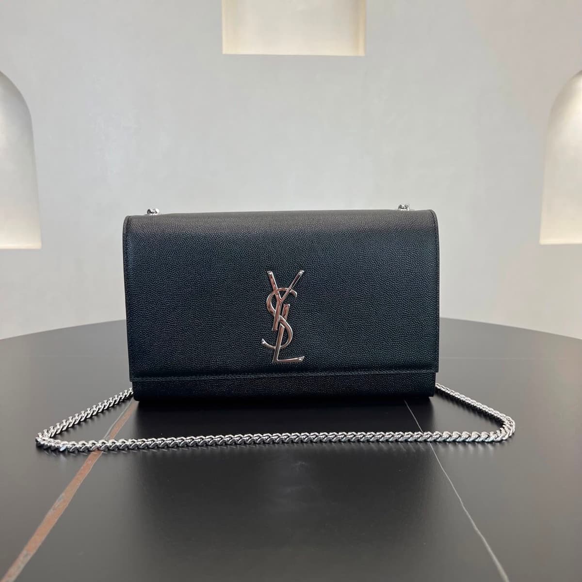 Saint Laurent Kate Chain Bag Black Ferragens Prata