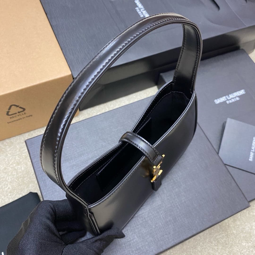 Saint Laurent Le 5 À 7 Top Handle Bag Black Ferragens Douradas
