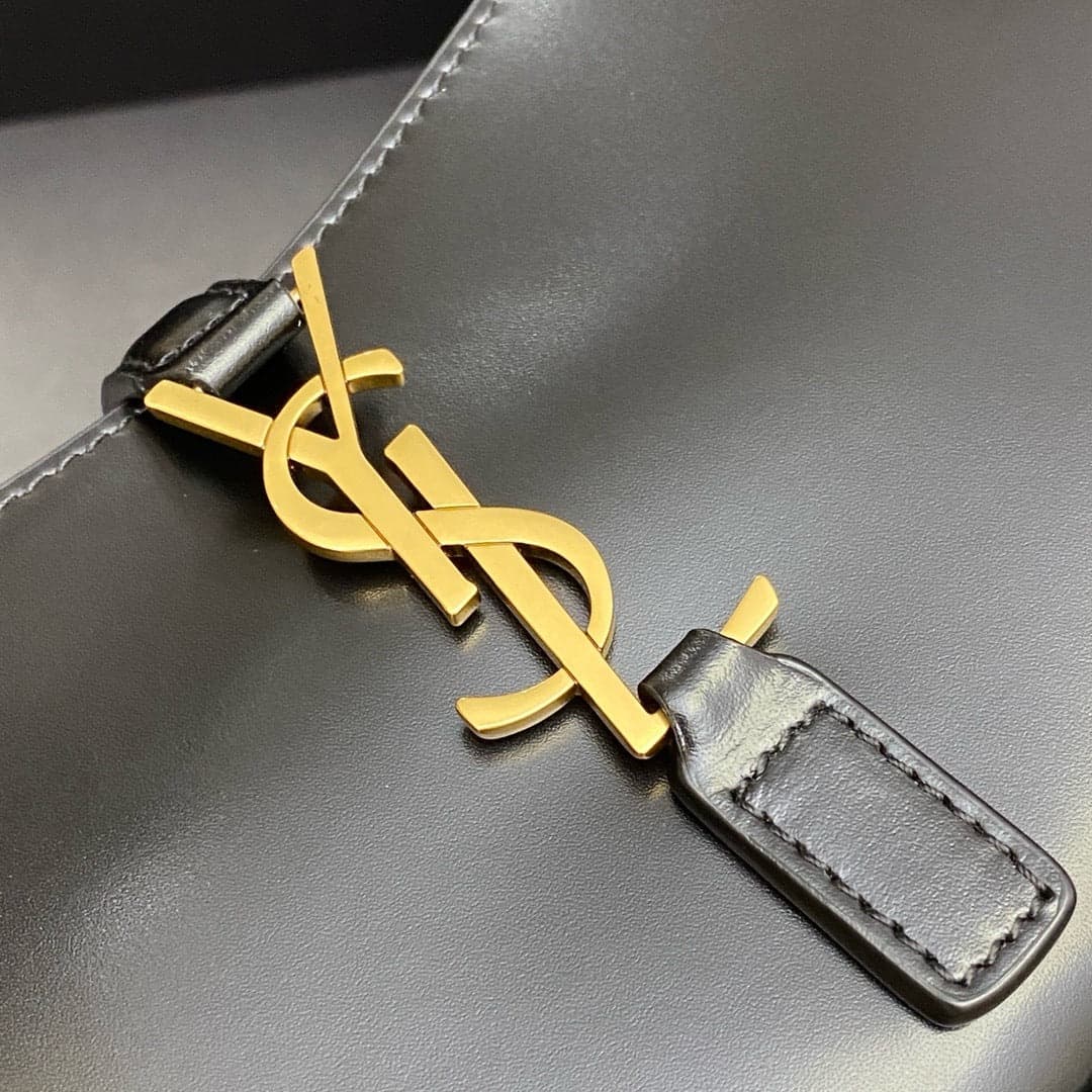 Saint Laurent Le 5 À 7 Top Handle Bag Black Ferragens Douradas