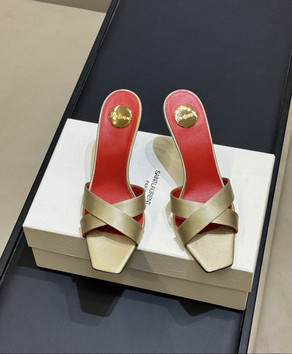 Saint Laurent Mules Opyum Em Crepe De Cetim Rosa Envelhecido