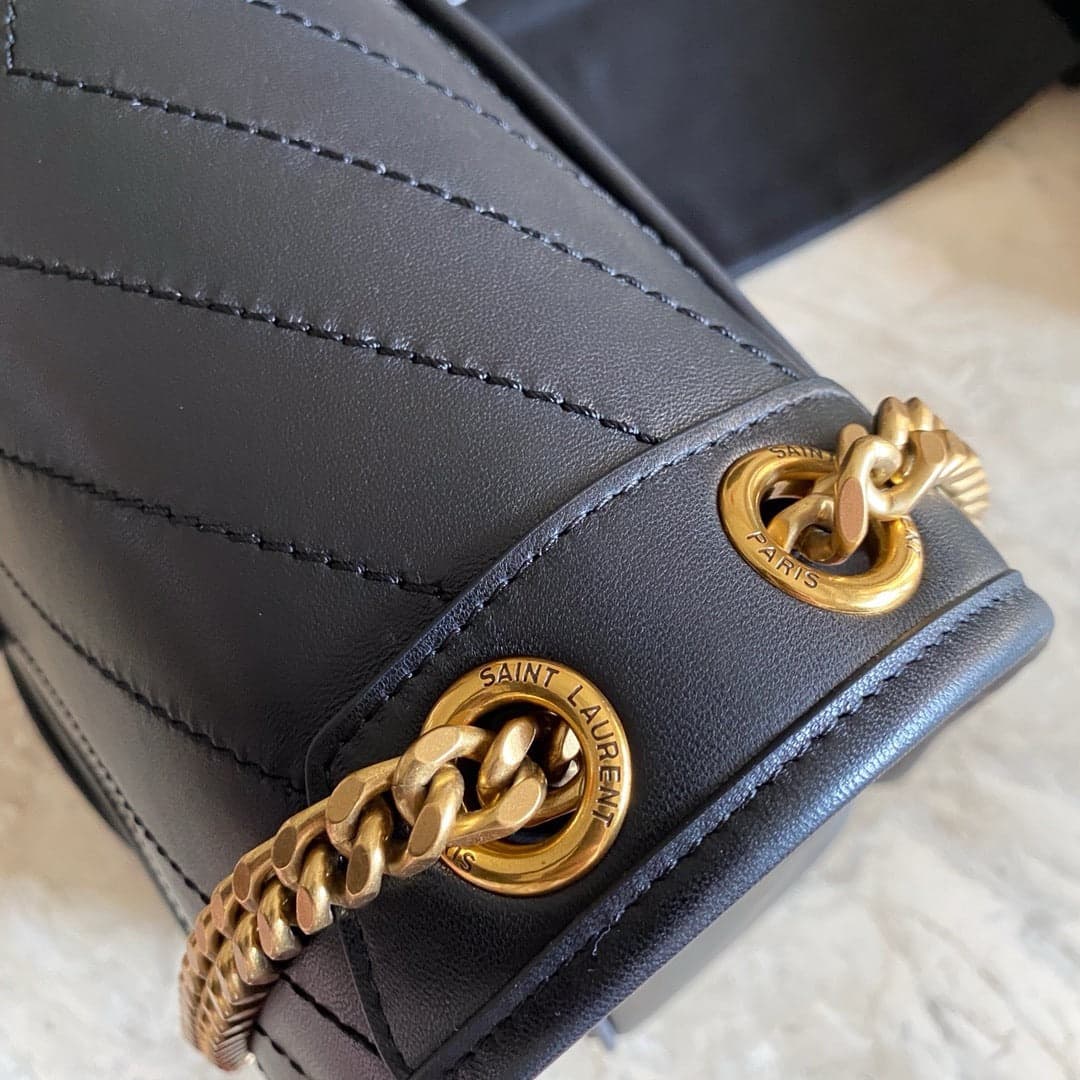 Saint Laurent NIKI baby Bag Black Ferragens Douradas