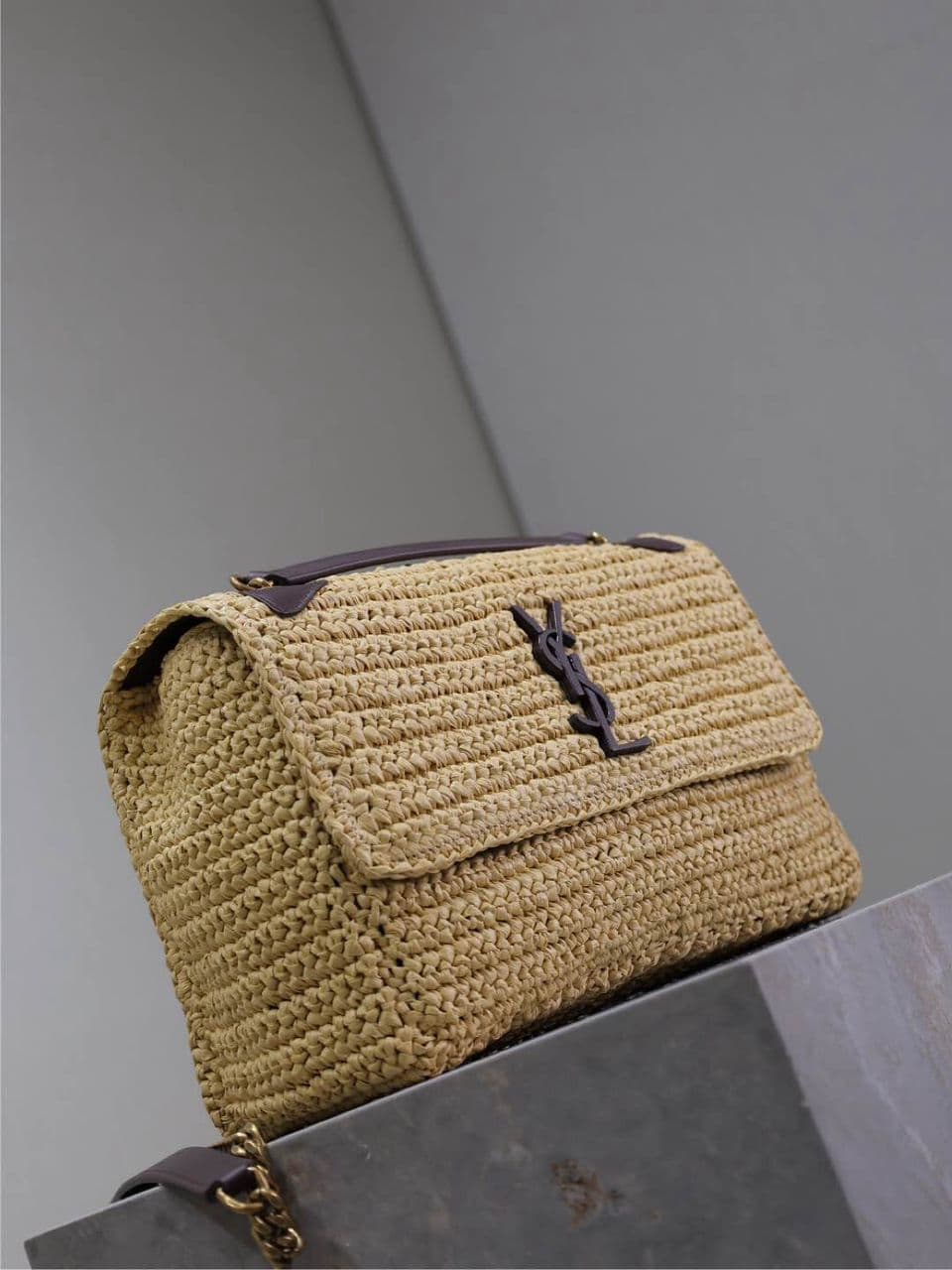 Saint Laurent Niki Medium Raffia Chain Bag Natural Preto .