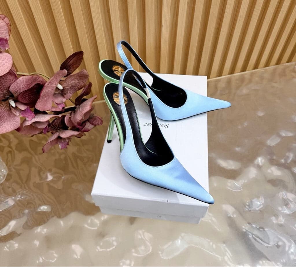 Saint Laurent Scarpin Slingback Deroche Soft Blue & Pastel Green em Crepe de Cetim