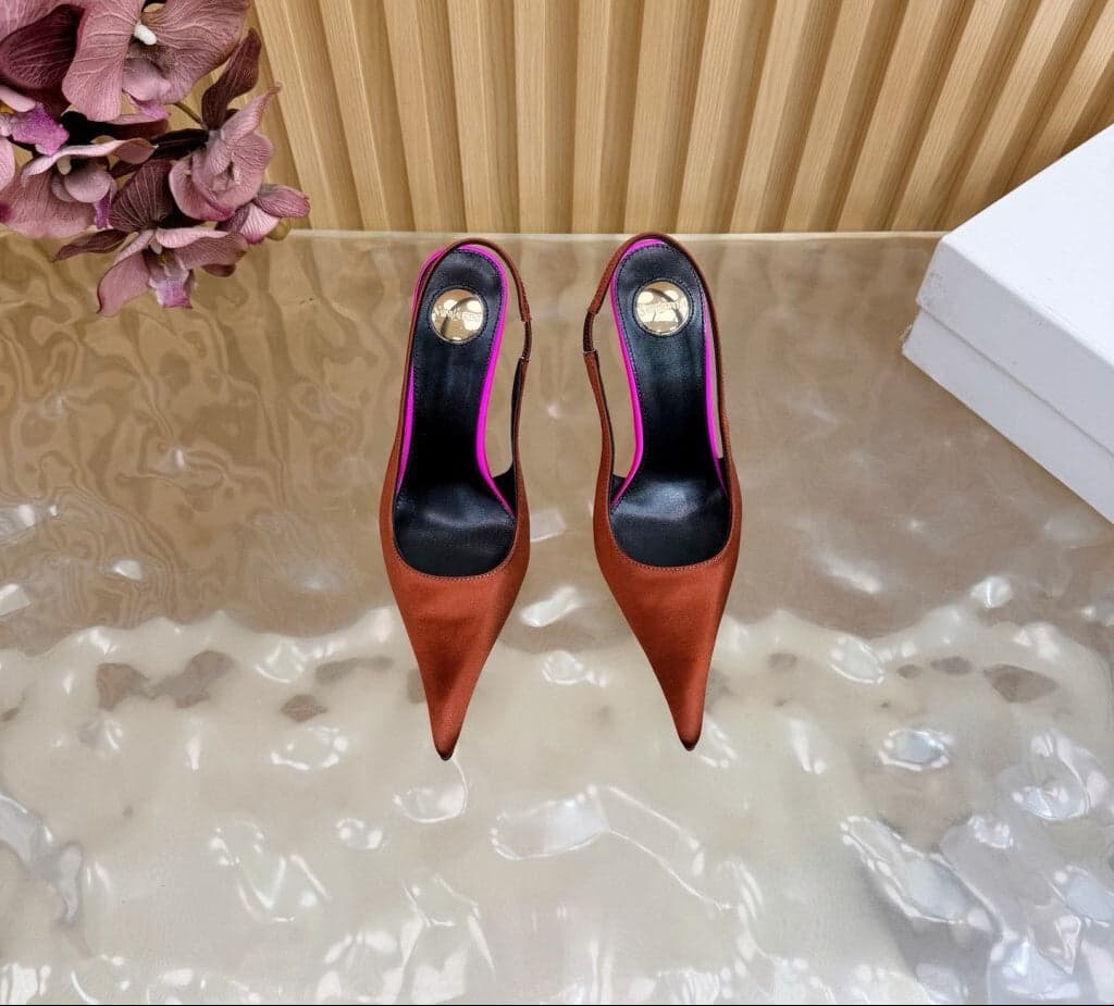 Saint Laurent Scarpin Slingback Deroche Dark Ruggine & Fuchsia em Crepe de Cetim