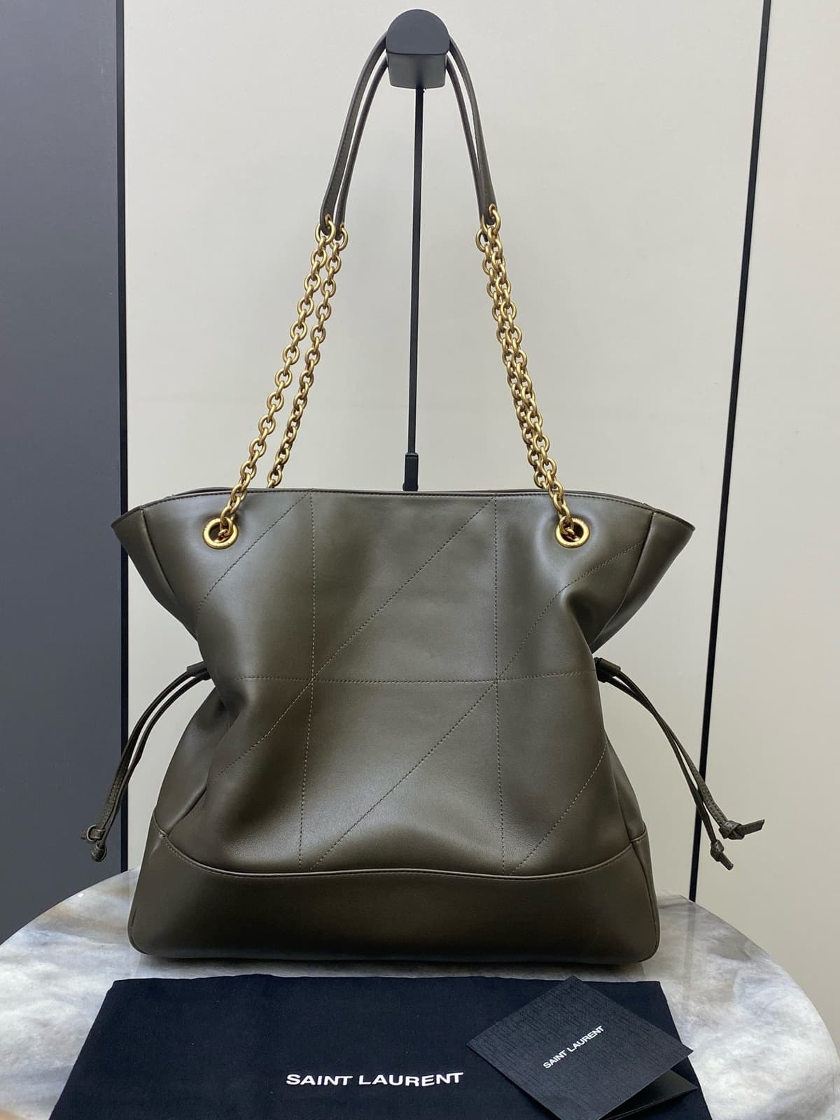 Saint Laurent Shopping Jamie 4.3 Quilted Bag army green Ferragens Douradas
