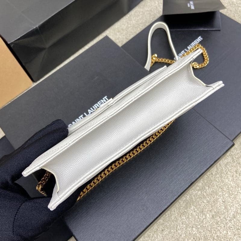 Saint Laurent Shoulder Bag White Ferragens Douradas
