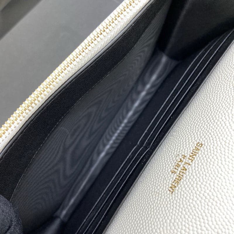 Saint Laurent Shoulder Bag White Ferragens Douradas