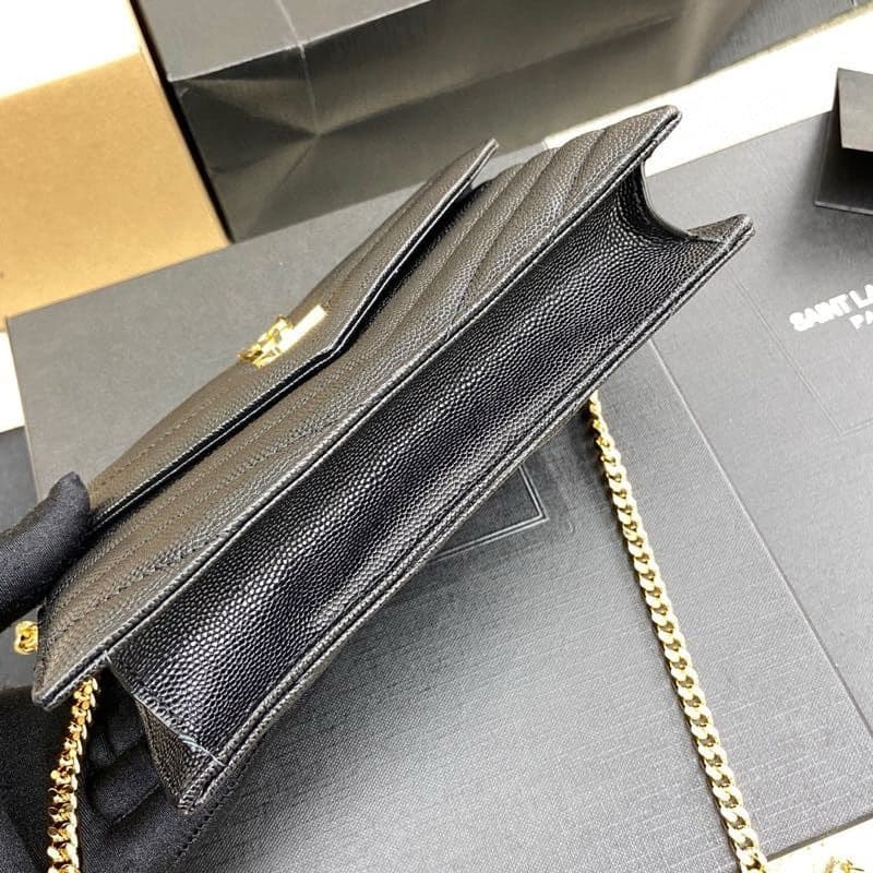 Saint Laurent Shoulder Bag Black Ferragens Douradas