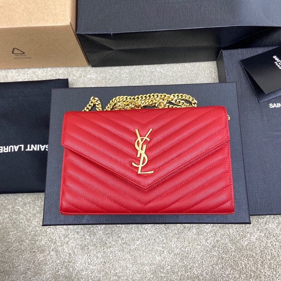 Saint Laurent Shoulder Bag red Ferragens Douradas