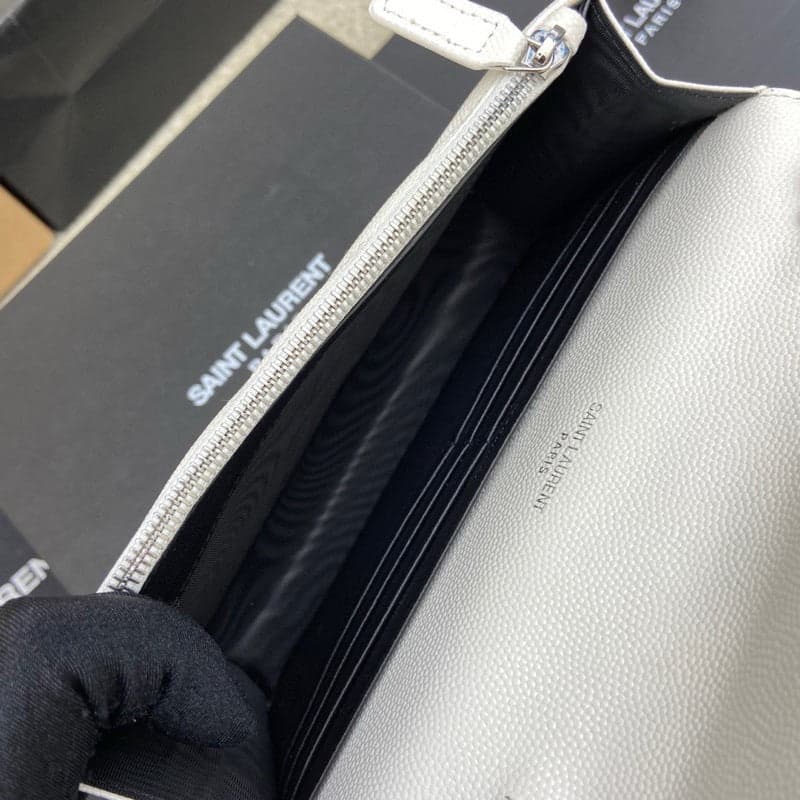 Saint Laurent Shoulder Bag White Ferragens Prata