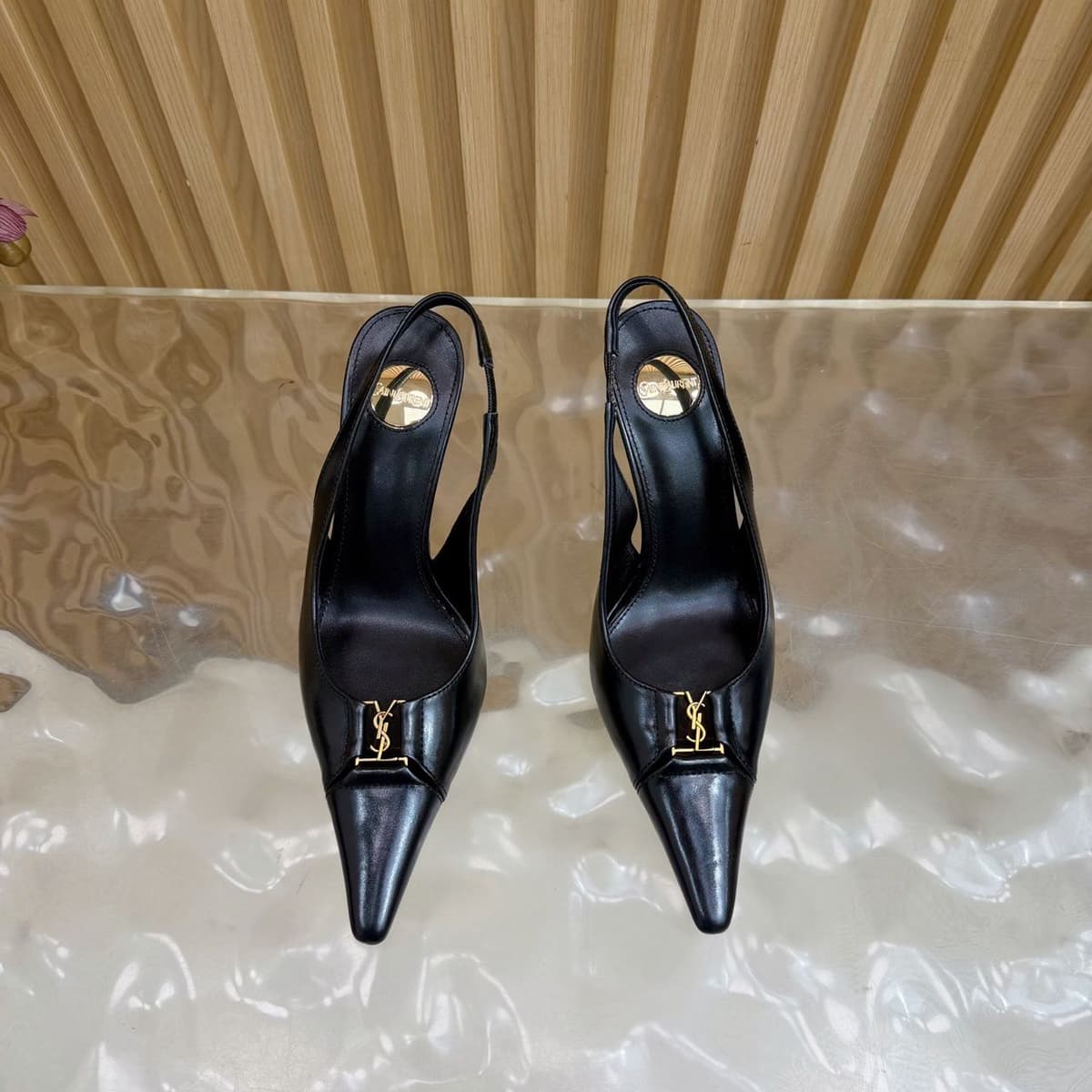 Scarpin Slingback Babylone Breteuil Black Saint Laurent.