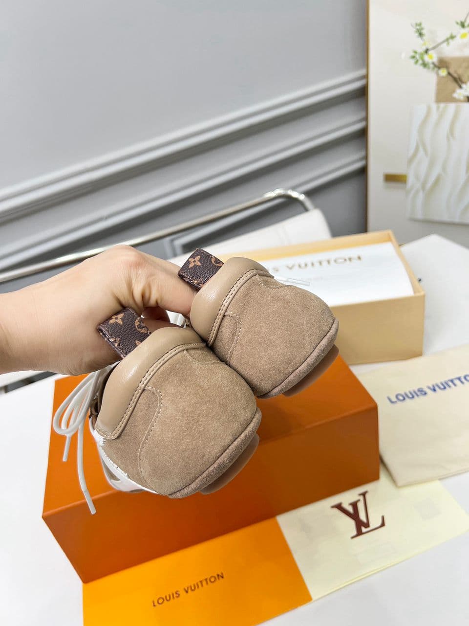 Sneakerina LV