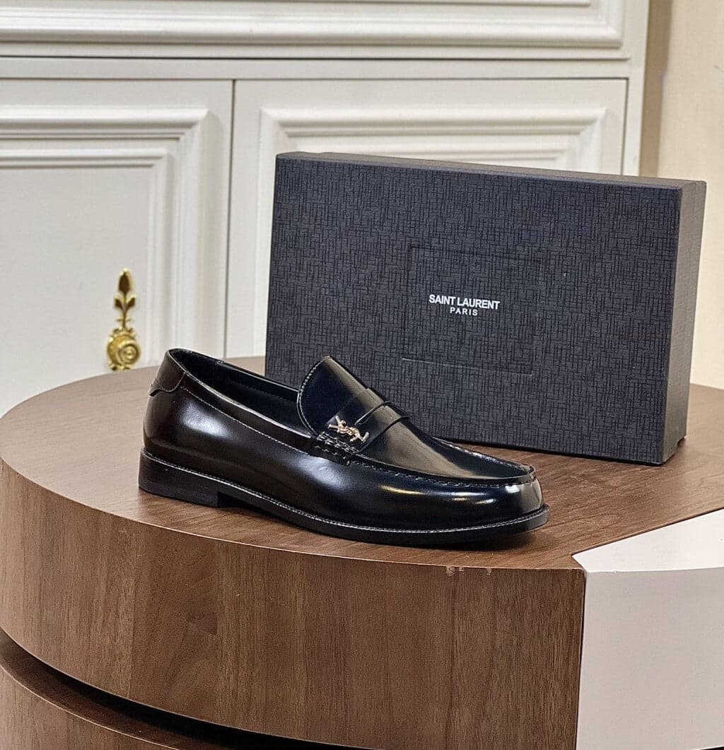 YVES SAINT LAURENT MEN'S DRESS SHOES