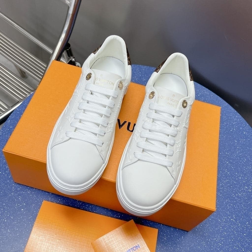 Time Out Debossed Monogram Leather White ( Pronta entrega )