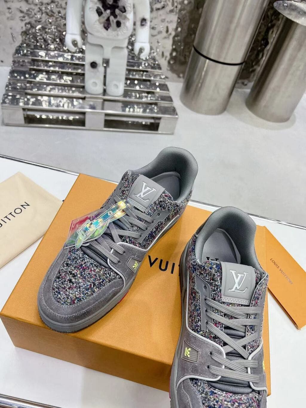 Trainer Grey Multicolor ( Pronta entrega )