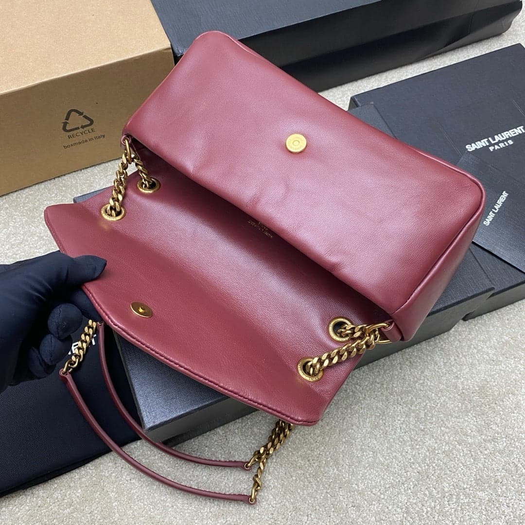 Yves Saint Laurent Calypso Lambskin Board Ferragens Douradas